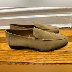 Zara Men’s Suede Slip-On Loafers in Light Brown